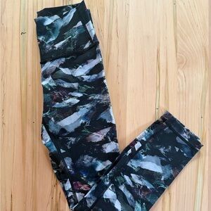 Lululemon Multicolor Patterned Leggings Size 4